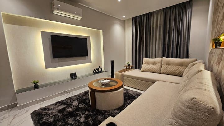 1BR Airbnb Downtown Cairo Qasr El Nil – B207 — furnished entire rental unit in Downtown & Arabesque