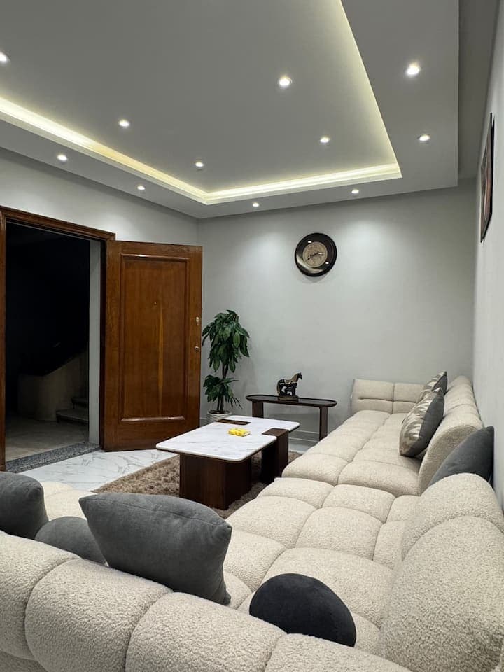 2BR Airbnb Downtown Cairo Qasr El Nil – G304 — furnished entire rental unit in Downtown & Arabesque
